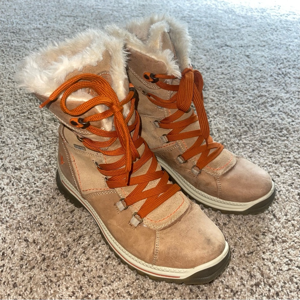 Santana Canada Majesta Tan Leather Faux Fur Boots